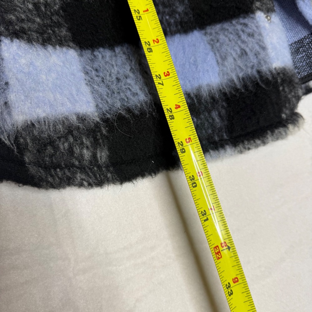 NWOT ZARA Plaid Fuzzy Shirt Jacket Oversized Blue Black White Button - Picture 7 of 7